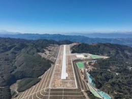 云南鳳慶通用機(jī)場(chǎng)建設(shè)工程項(xiàng)目土石方、地基處理及排水工程施工